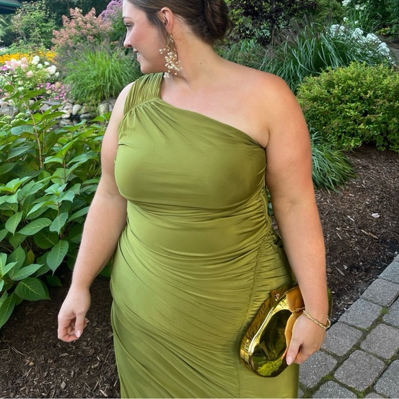 CAPRI Gathered Slinky Maxi Dress - Vintage Olive - Picture 2 of 3
